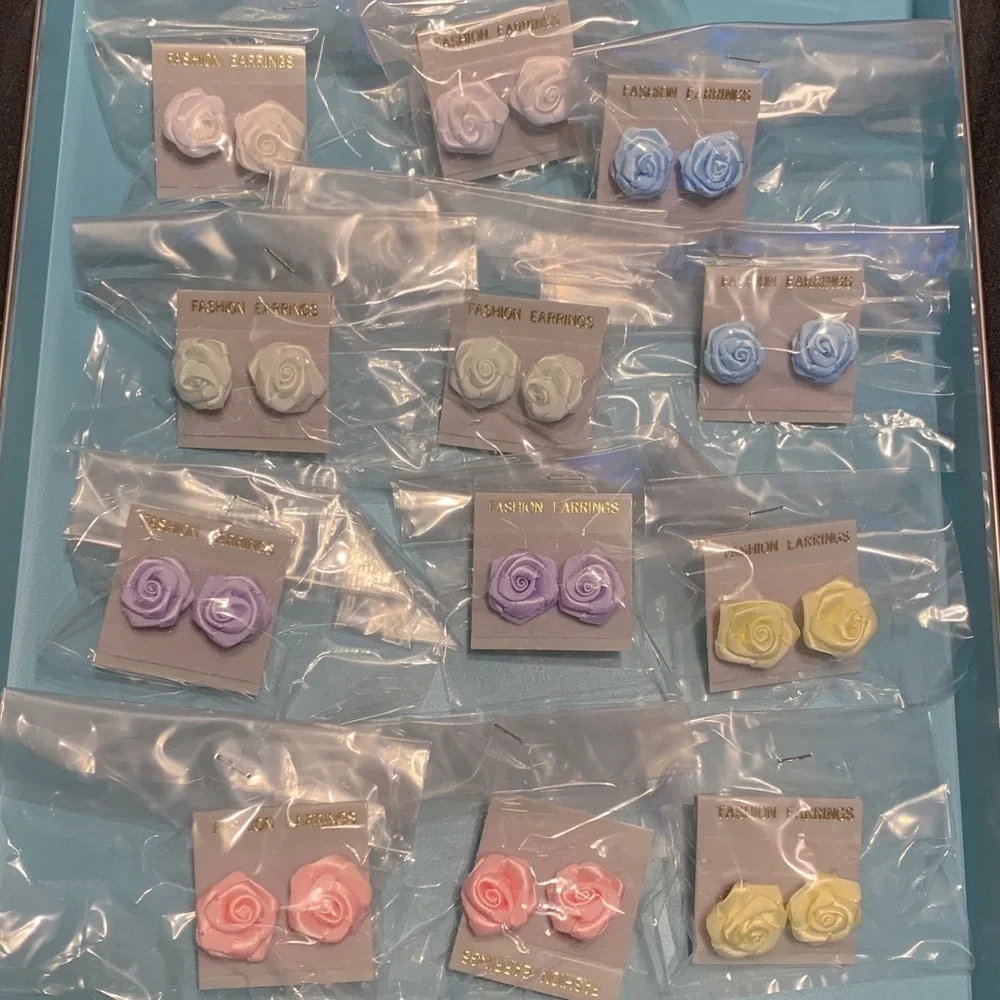 NEW Girls Earrings Pastel Flower Lot of 24 Pairs